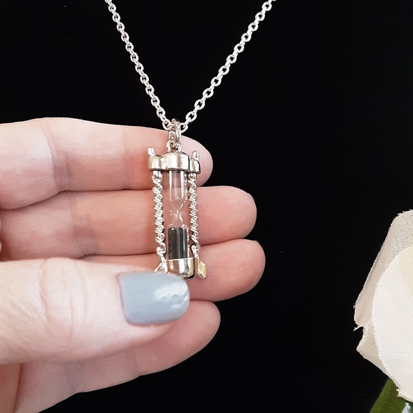 Hand Crafted Jewelry - Hand Crafted Working Hour Glass Necklace Silvertone 26" Chain Unisex